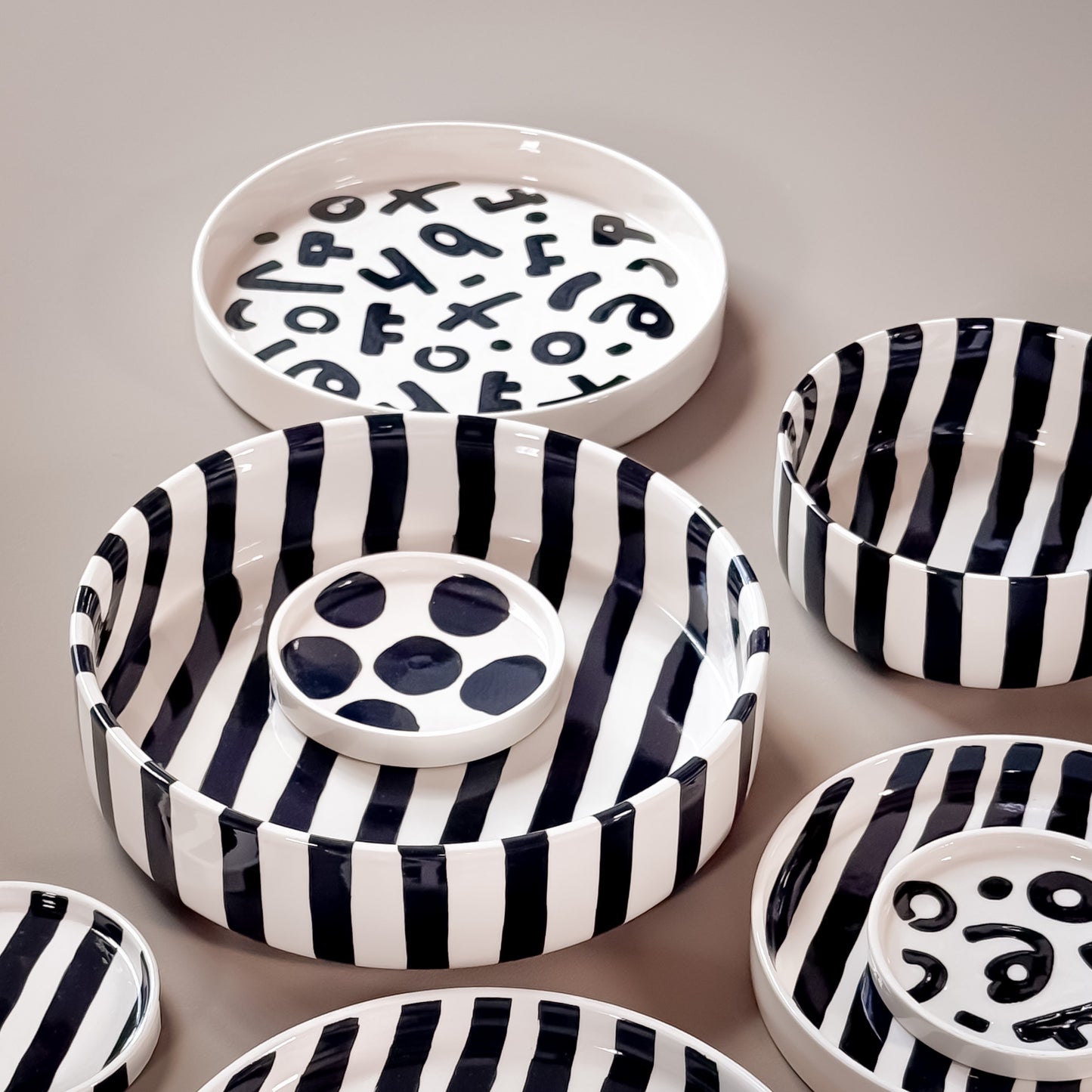 Schale Groß Stripes - vulcano black